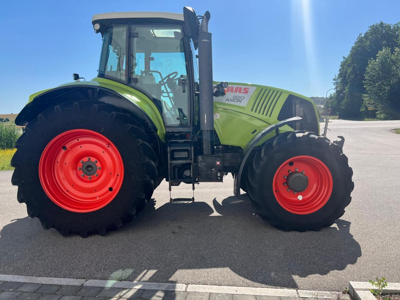 CLAAS Axion 820 CMATIC, FZW, FKH, TOP - Farm tractor: picture 4 CLAAS Axion 820 CMATIC, FZW, FKH, TOP - Farm tractor: picture 4
