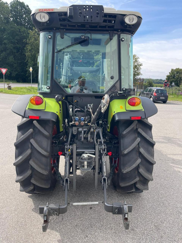 CLAAS Nexos 210 mit Frontlader und Frontzapfwelle, erst 236 Betriebsstunden, neuwertiger Zustand - Farm tractor: picture 4 CLAAS Nexos 210 mit Frontlader und Frontzapfwelle, erst 236 Betriebsstunden, neuwertiger Zustand - Farm tractor: picture 4