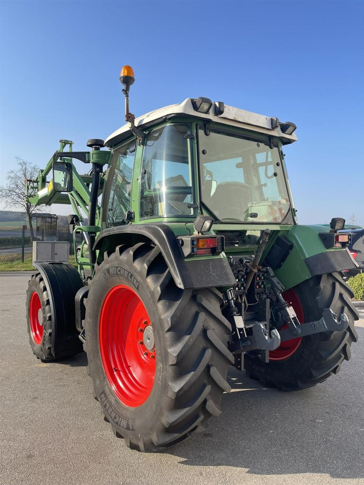 Fendt 309 Ci mit Frontlader, FKH, DL, Klima, 8250Bh, Baujahr 2005 - Farm tractor: picture 4 Fendt 309 Ci mit Frontlader, FKH, DL, Klima, 8250Bh, Baujahr 2005 - Farm tractor: picture 4