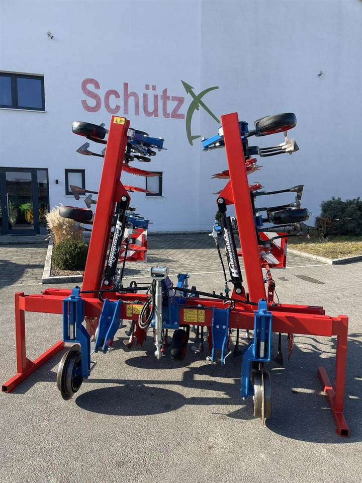Hatzenbichler 6-reihiges Hackgerät, 75 cm Abstand, TOP Zustand - Soil tillage equipment: picture 1 Hatzenbichler 6-reihiges Hackgerät, 75 cm Abstand, TOP Zustand - Soil tillage equipment: picture 1