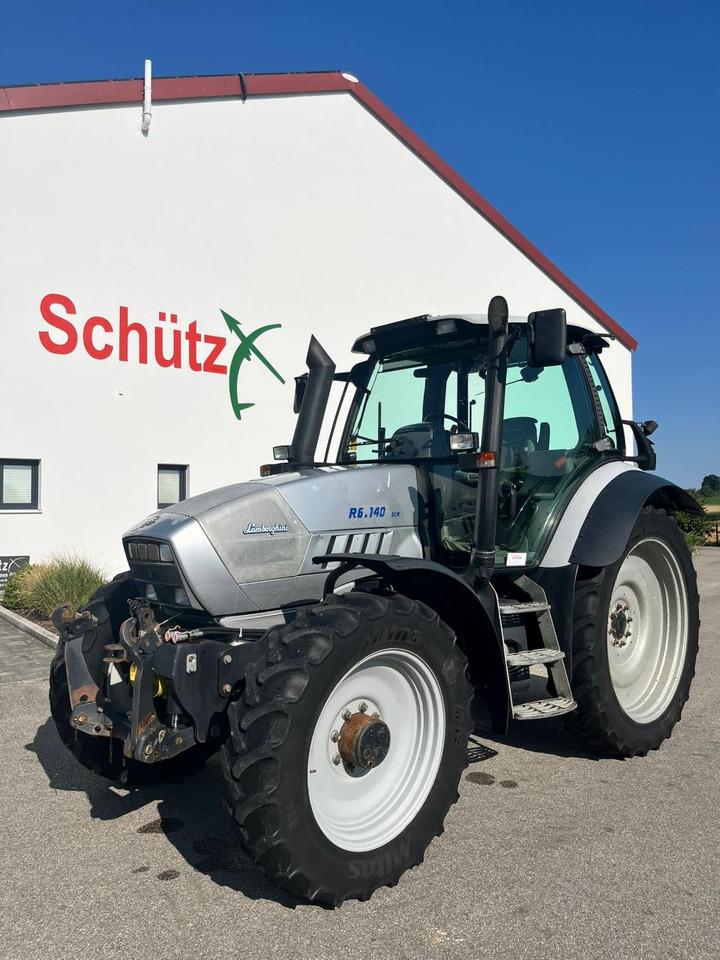 Lamborghini R6.140 DCR mit Frontzapfwelle und Frontkraftheber, Pflegeschlepper - Farm tractor: picture 1 Lamborghini R6.140 DCR mit Frontzapfwelle und Frontkraftheber, Pflegeschlepper - Farm tractor: picture 1