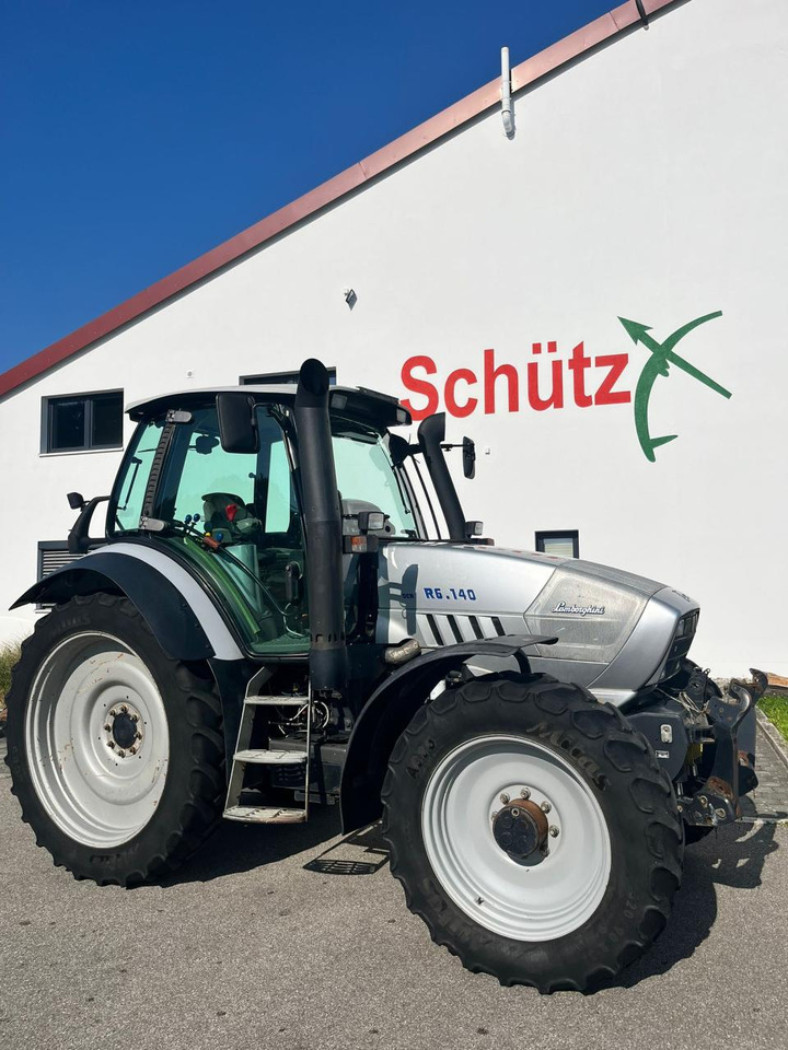Lamborghini R6.140 DCR mit Frontzapfwelle und Frontkraftheber, Pflegeschlepper - Farm tractor: picture 2 Lamborghini R6.140 DCR mit Frontzapfwelle und Frontkraftheber, Pflegeschlepper - Farm tractor: picture 2