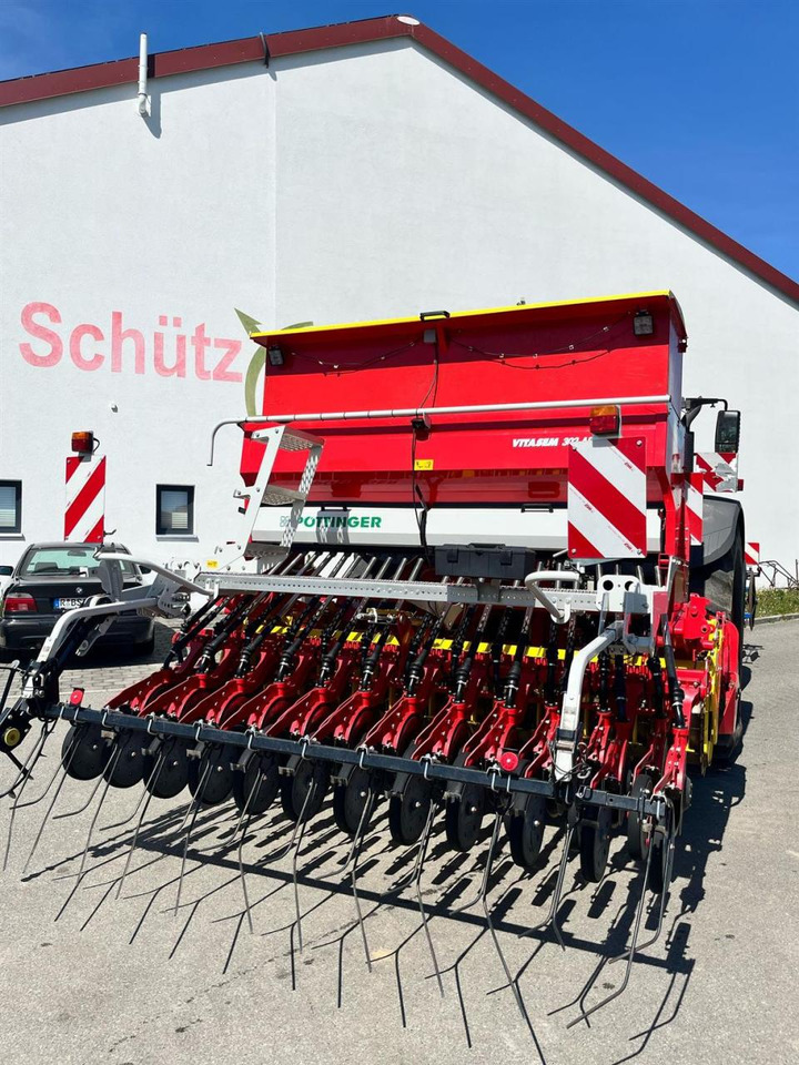 Pöttinger 3m Vitasem 302 ADD + Pöttinger Lion 303.12 WG - Combine seed drill: picture 2 Pöttinger 3m Vitasem 302 ADD + Pöttinger Lion 303.12 WG - Combine seed drill: picture 2