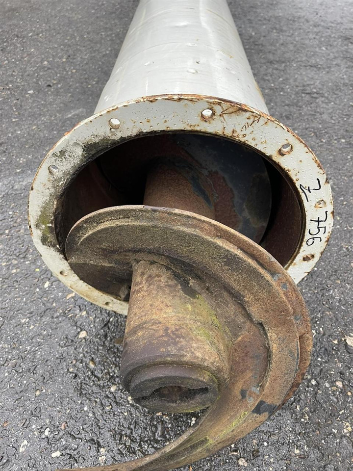 CLAAS Lexion 480 Entladerohr Claas Nr. 755211.2/755213.2 - Spare parts for Harvester: picture 3 CLAAS Lexion 480 Entladerohr Claas Nr. 755211.2/755213.2 - Spare parts for Harvester: picture 3