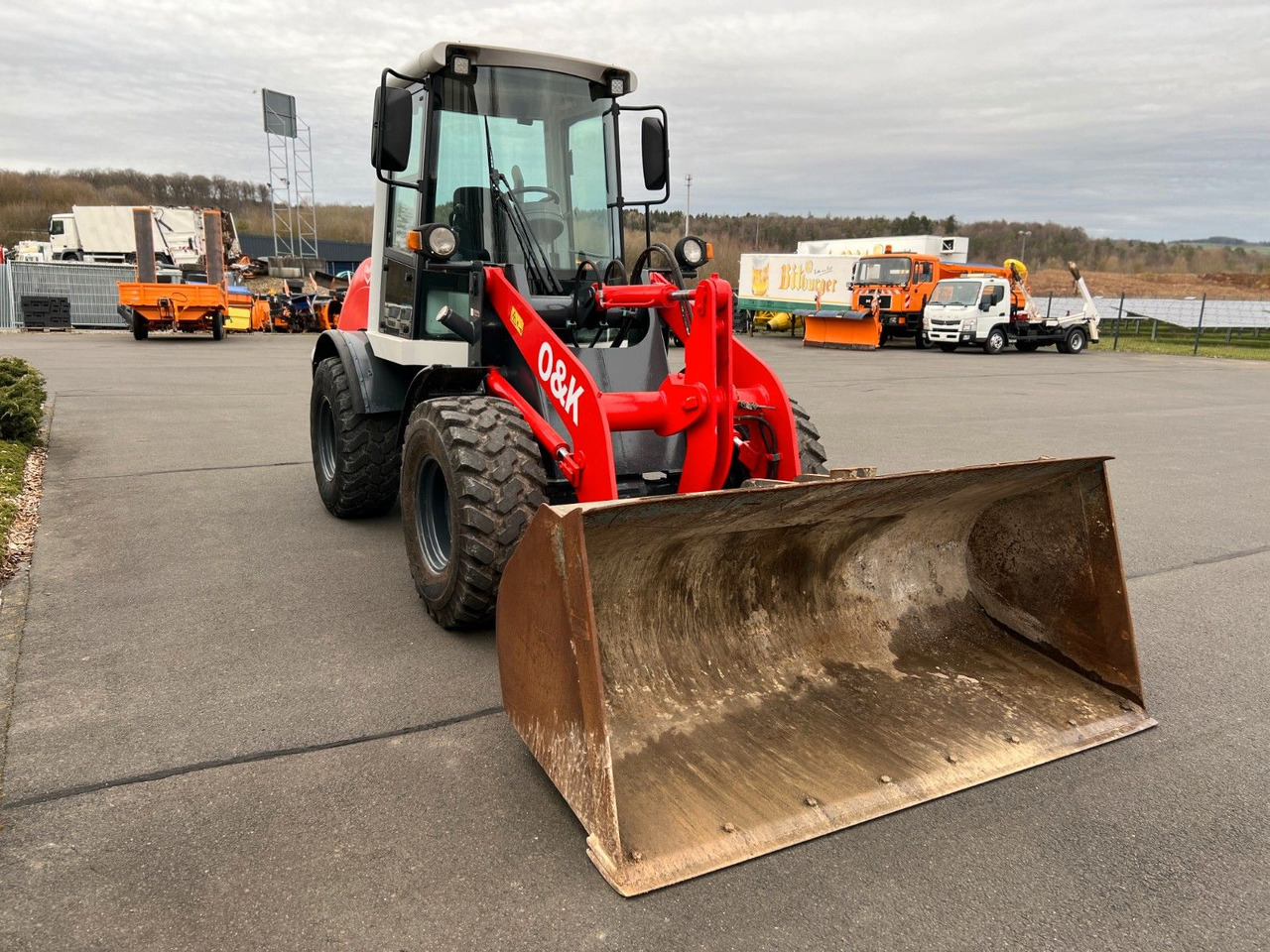 O & K L 8.5 - Schaufel - Palettengabel- 4717 Betriebs O & K L 8.5 - Schaufel - Palettengabel- 4717 Betriebs - Wheel loader: picture 3 O & K L 8.5 - Schaufel - Palettengabel- 4717 Betriebs O & K L 8.5 - Schaufel - Palettengabel- 4717 Betriebs - Wheel loader: picture 3