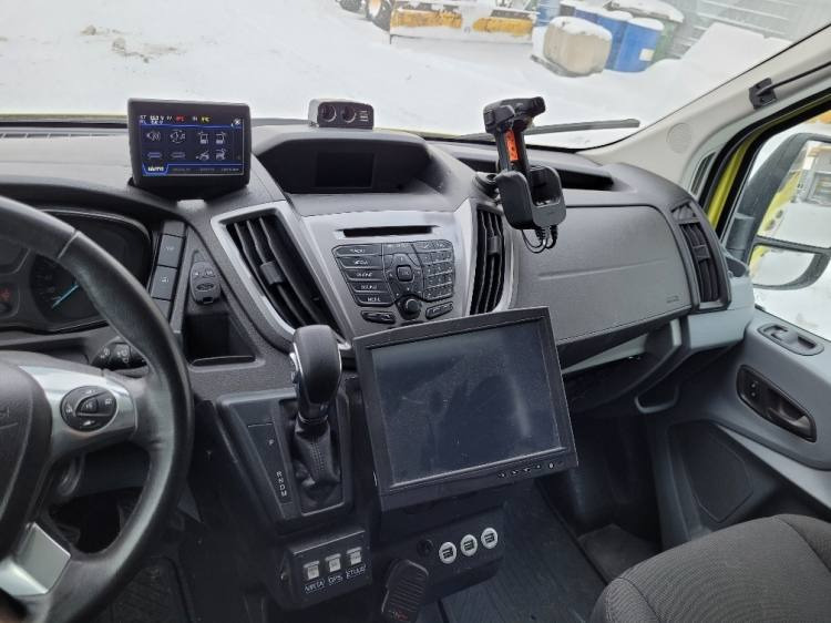 Ambulance FORD TRANSIT 2,0TDI AMBULANCE KLIMA 4.2018 EURO 6, 3 UNITS: picture 16