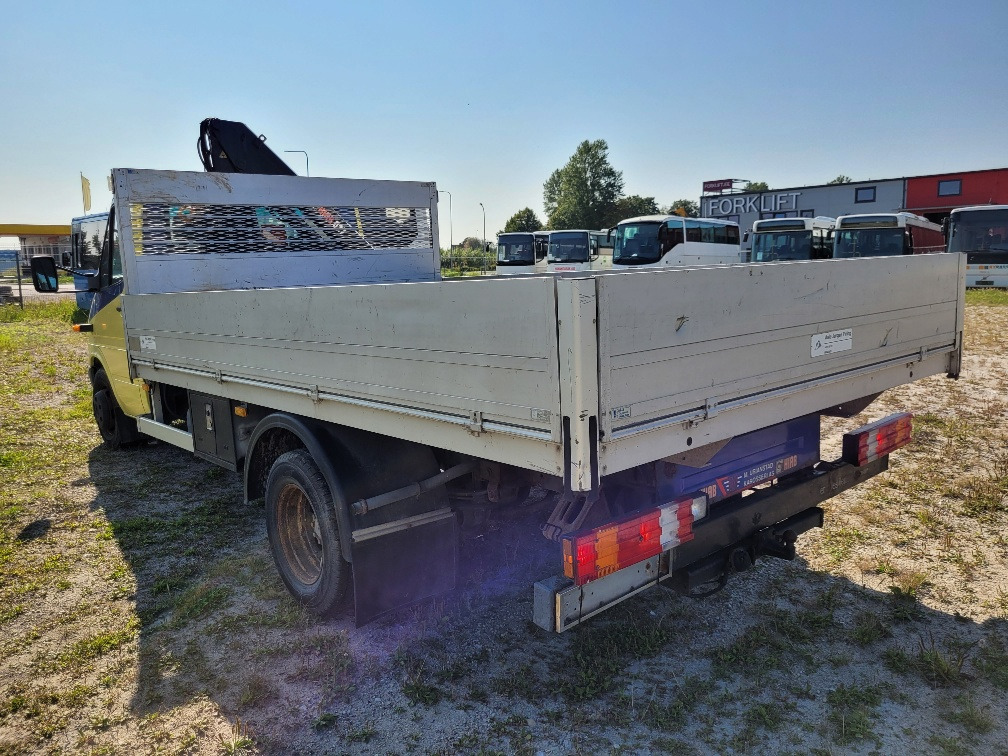 MERCEDES – BENZ SPRINTER 616CDI HIAB 027-2 Crane 10.2004 - Flatbed van: picture 4 MERCEDES – BENZ SPRINTER 616CDI HIAB 027-2 Crane 10.2004 - Flatbed van: picture 4