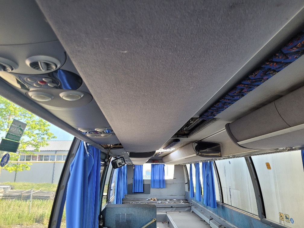 Coach VOLVO B12B, VOLVO B12M, VOLVO B7R FOR SPAREPARTS: picture 7 Coach VOLVO B12B, VOLVO B12M, VOLVO B7R FOR SPAREPARTS: picture 7