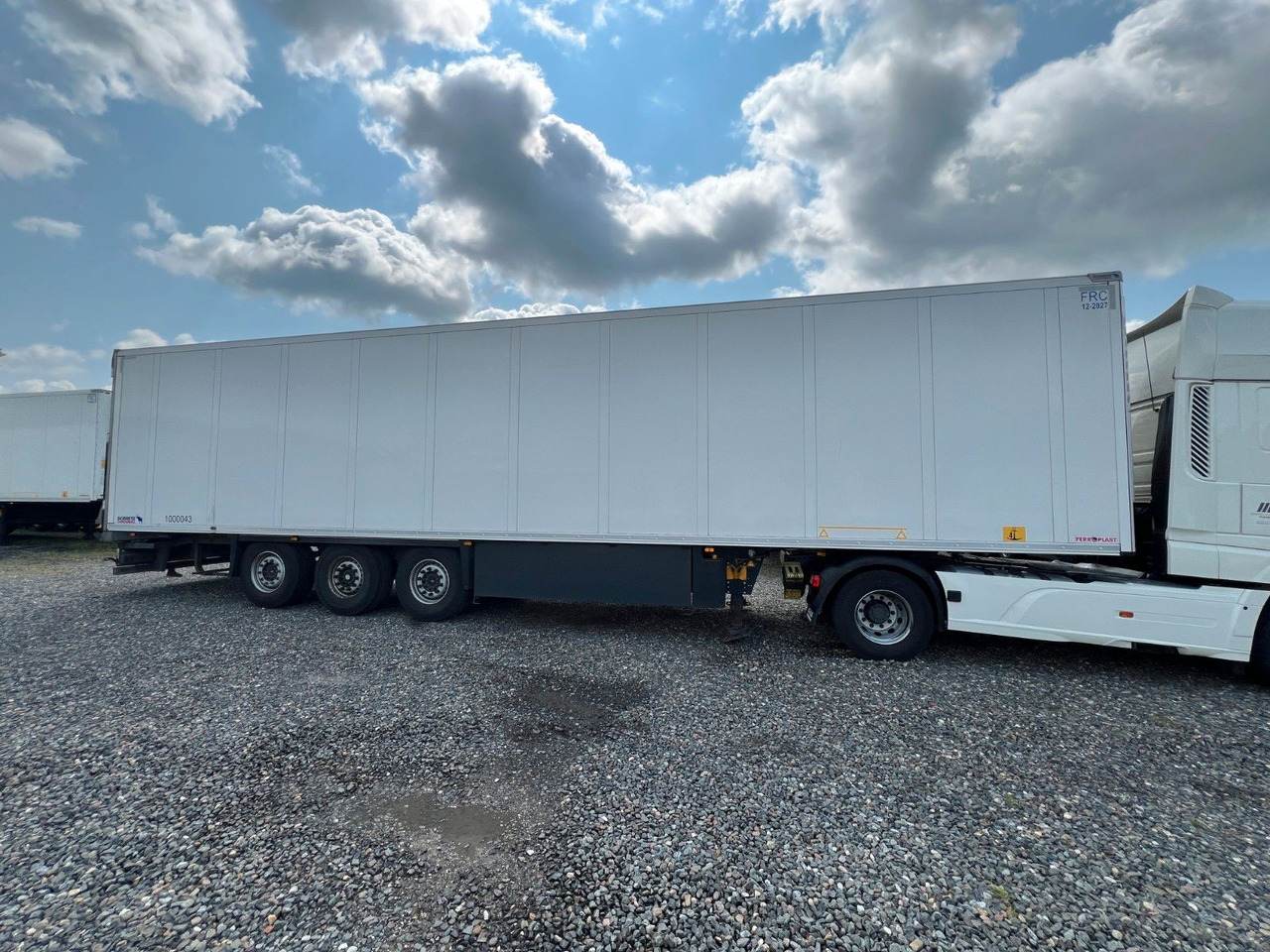 Schmitz Cargobull SKO 24/L - 13.4 FP 45 Cool V7, Schmitz S.CU V2.0 - Refrigerator semi-trailer: picture 2 Schmitz Cargobull SKO 24/L - 13.4 FP 45 Cool V7, Schmitz S.CU V2.0 - Refrigerator semi-trailer: picture 2