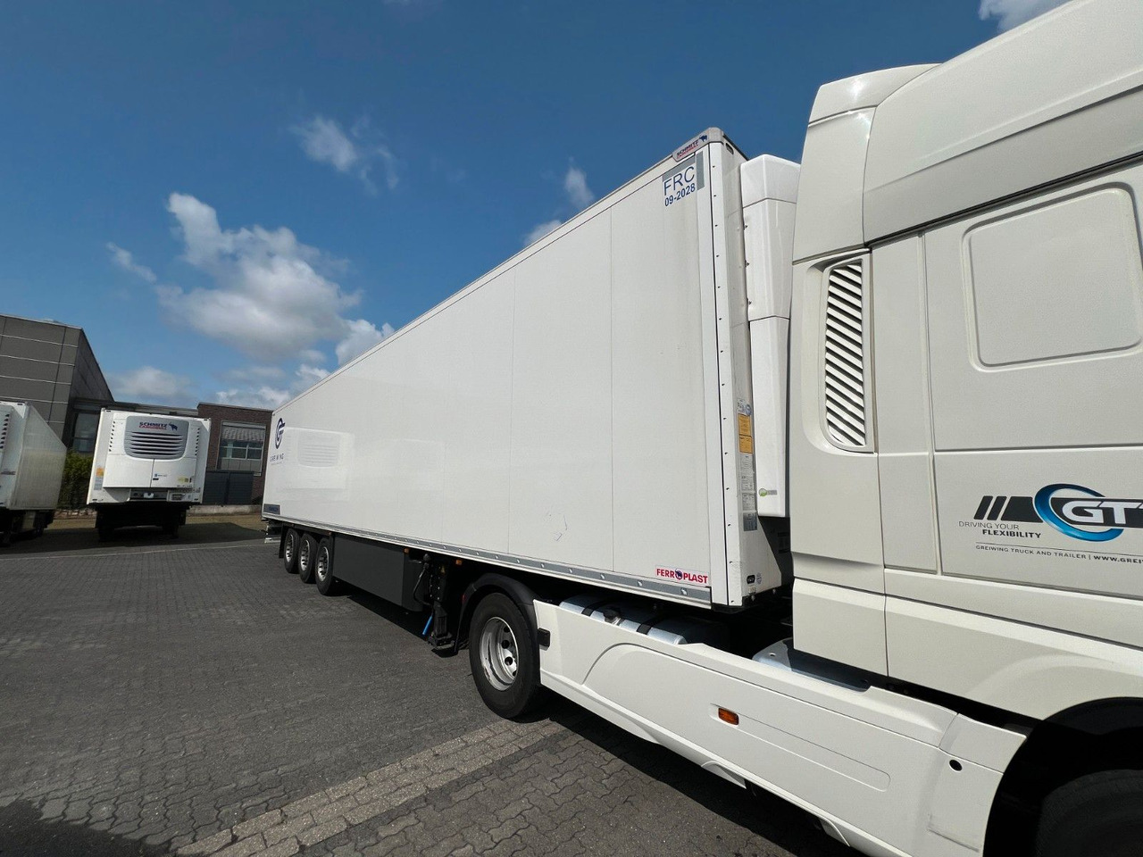Schmitz Cargobull SKO 24/L - 13.4 FP COOL V7, ThermoKing SLXi 300- - Refrigerator semi-trailer: picture 1 Schmitz Cargobull SKO 24/L - 13.4 FP COOL V7, ThermoKing SLXi 300- - Refrigerator semi-trailer: picture 1