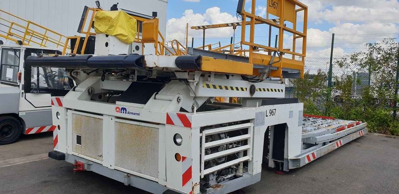 Lower Deck Loader 7 tons Air Marrel LAM7000 - Aircraft cargo loader: picture 1 Lower Deck Loader 7 tons Air Marrel LAM7000 - Aircraft cargo loader: picture 1