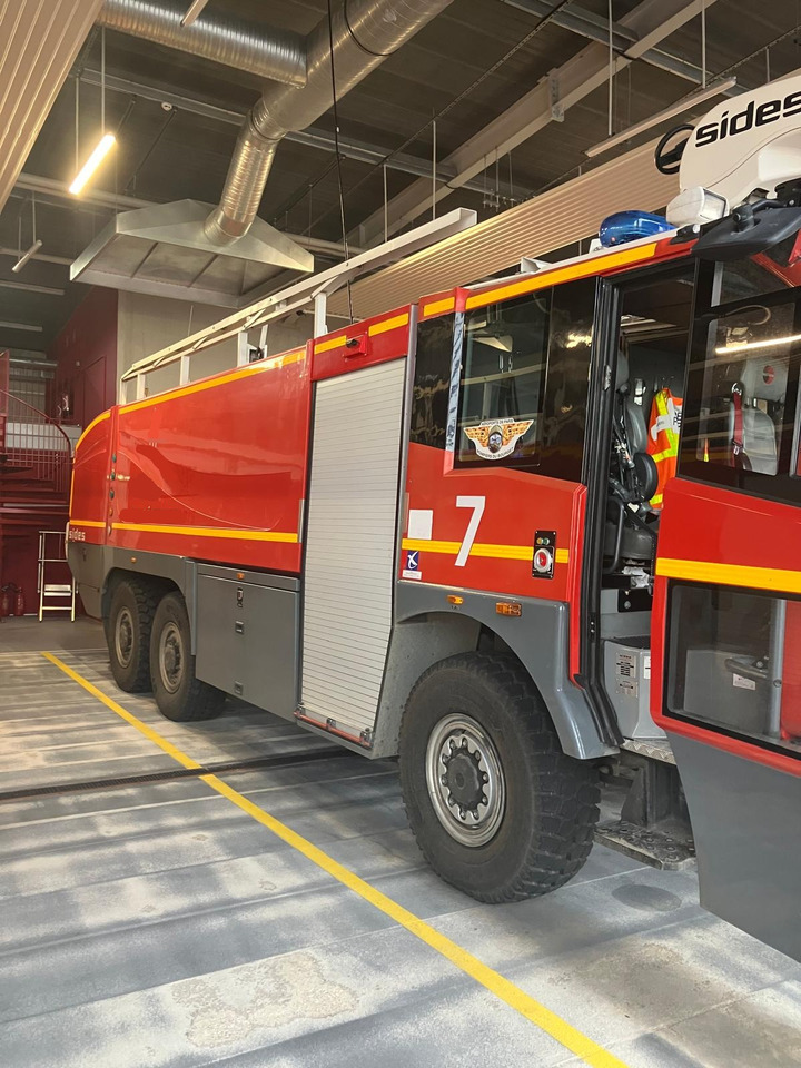 SIDES VIM90 P25 - Fire truck: picture 4 SIDES VIM90 P25 - Fire truck: picture 4