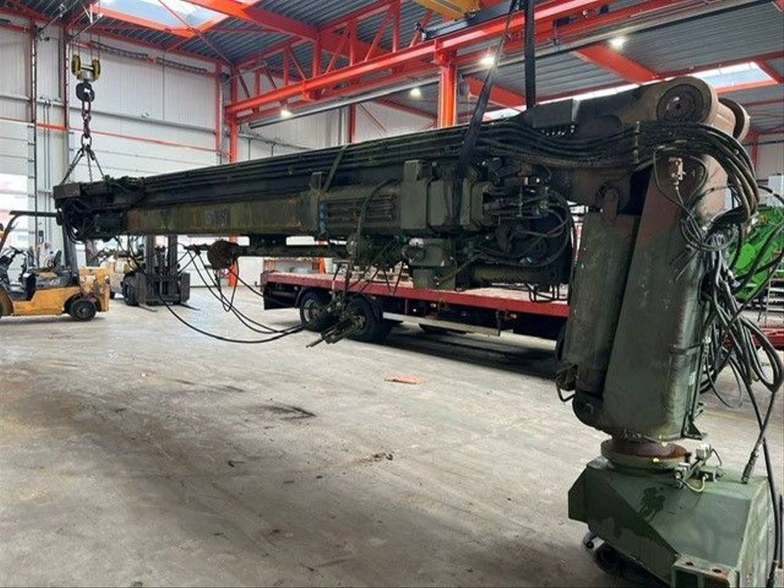 Hiab AS 2500 Uitschuif mast voor zend mast/antenne - Loader crane for Truck: picture 1 Hiab AS 2500 Uitschuif mast voor zend mast/antenne - Loader crane for Truck: picture 1