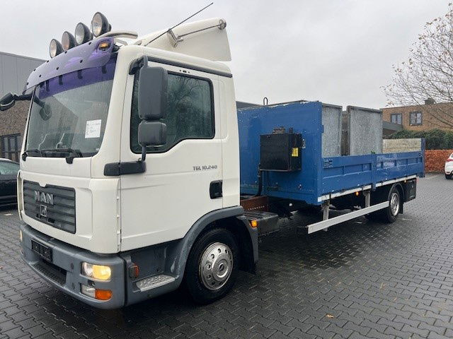 MAN TGL 12.240 TGL 10.240 - Dropside/ Flatbed truck: picture 1 MAN TGL 12.240 TGL 10.240 - Dropside/ Flatbed truck: picture 1