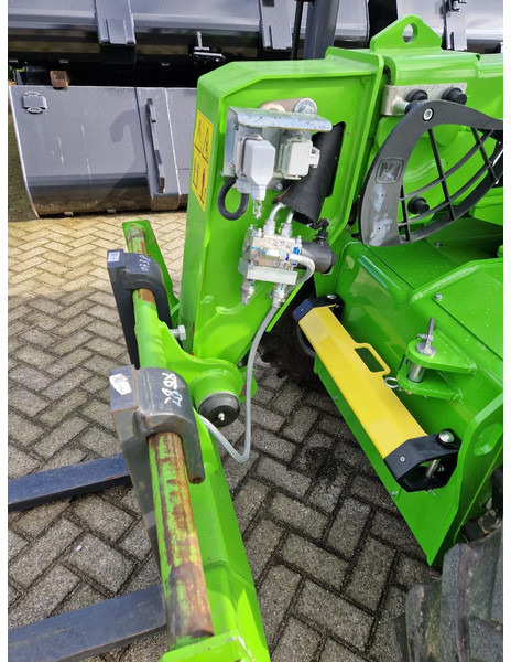 Telescopic handler Merlo E-Worker 25.5-90 4x4: picture 11