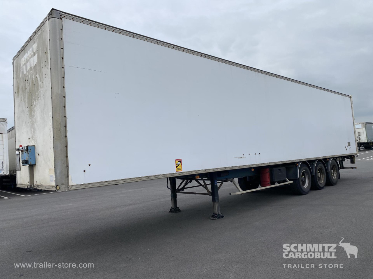 Dryfreight Standard - Closed box semi-trailer: picture 4 Dryfreight Standard - Closed box semi-trailer: picture 4