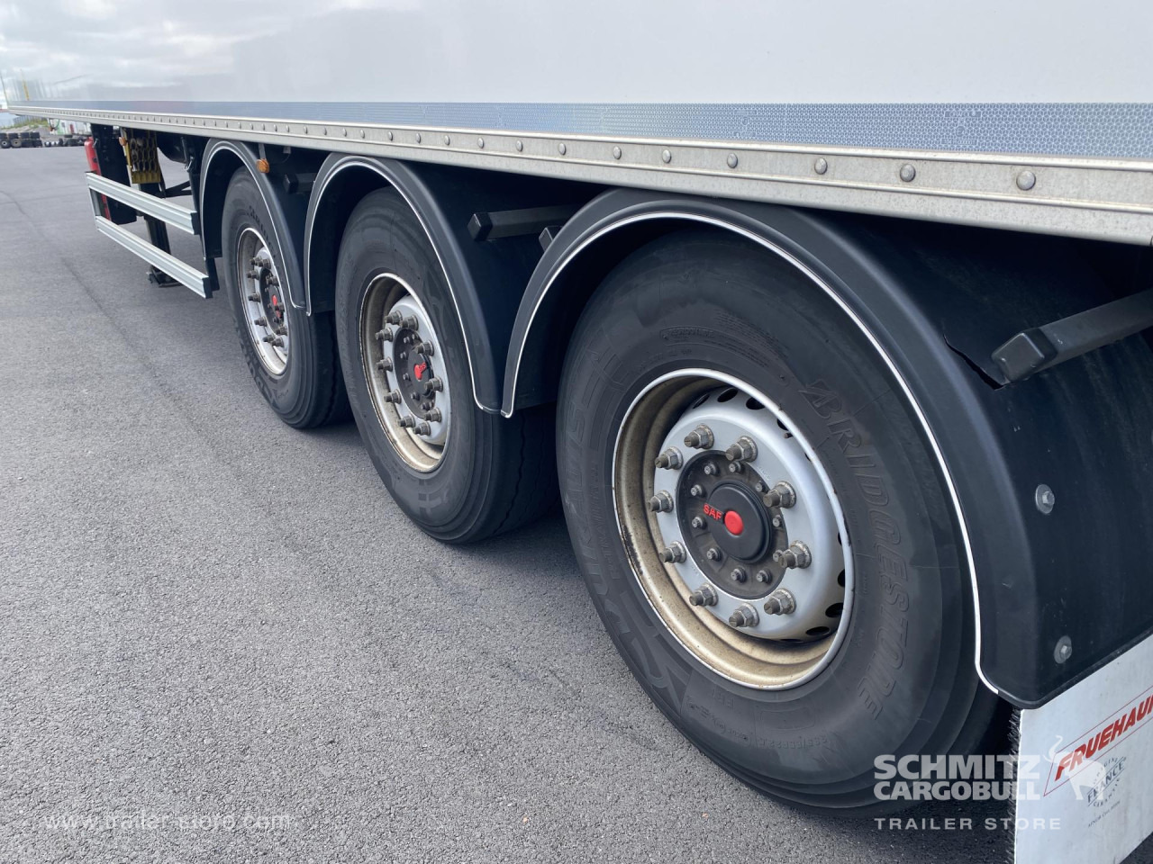 FRUEHAUF Dryfreight Standard - Closed box semi-trailer: picture 2 FRUEHAUF Dryfreight Standard - Closed box semi-trailer: picture 2