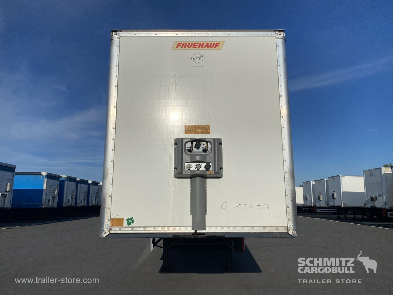 FRUEHAUF Dryfreight Standard Roller shutter door - Closed box semi-trailer: picture 2 FRUEHAUF Dryfreight Standard Roller shutter door - Closed box semi-trailer: picture 2