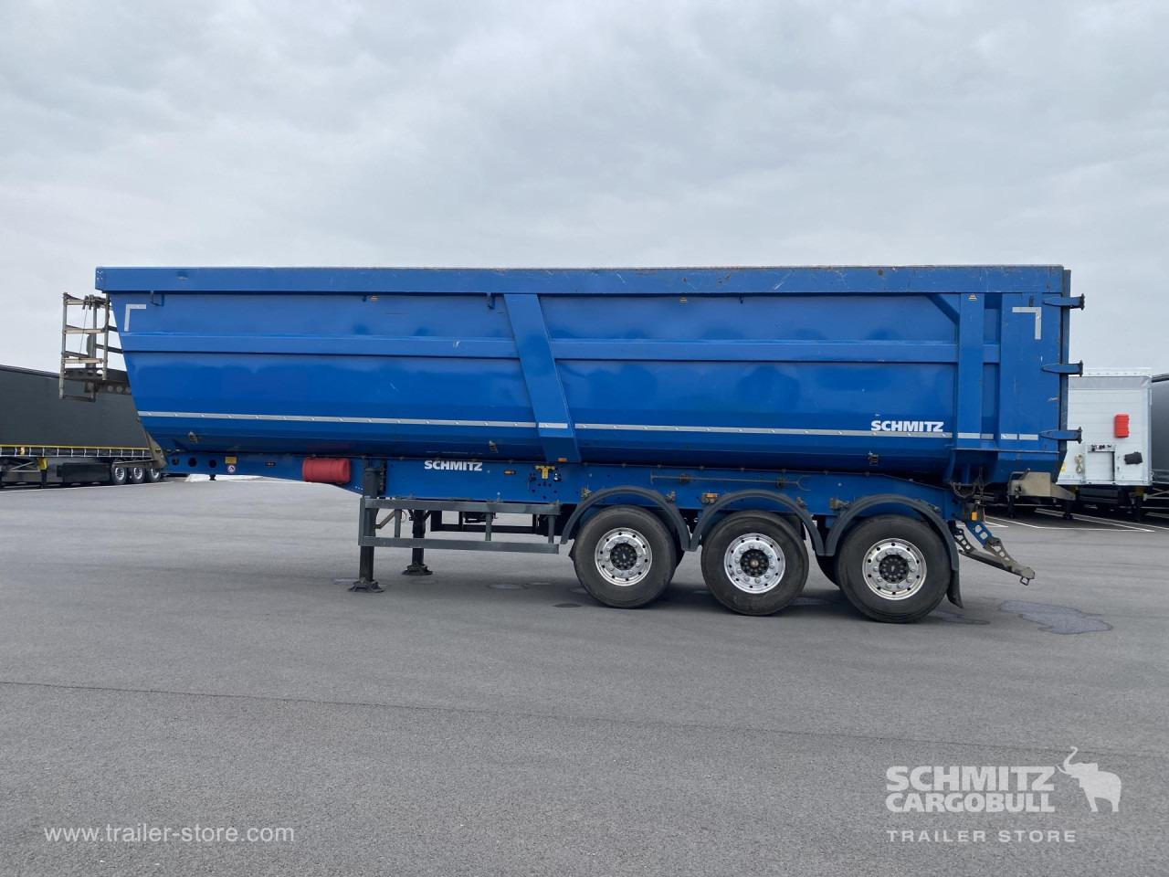 SCHMITZ Tipper Steel half pipe body 46m³ - Tipper semi-trailer: picture 4 SCHMITZ Tipper Steel half pipe body 46m³ - Tipper semi-trailer: picture 4