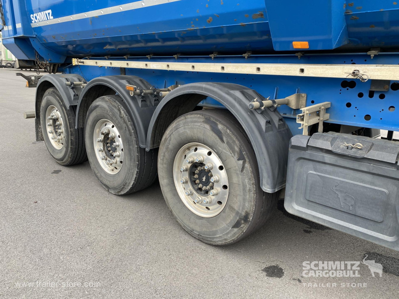 SCHMITZ Tipper Steel half pipe body 46m³ - Tipper semi-trailer: picture 2 SCHMITZ Tipper Steel half pipe body 46m³ - Tipper semi-trailer: picture 2