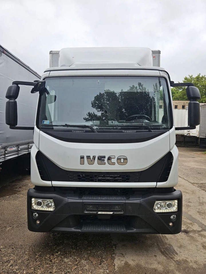 Iveco EuroCargo 120 - 210 BOX 12t Only 7554 km - Box truck: picture 2 Iveco EuroCargo 120 - 210 BOX 12t Only 7554 km - Box truck: picture 2