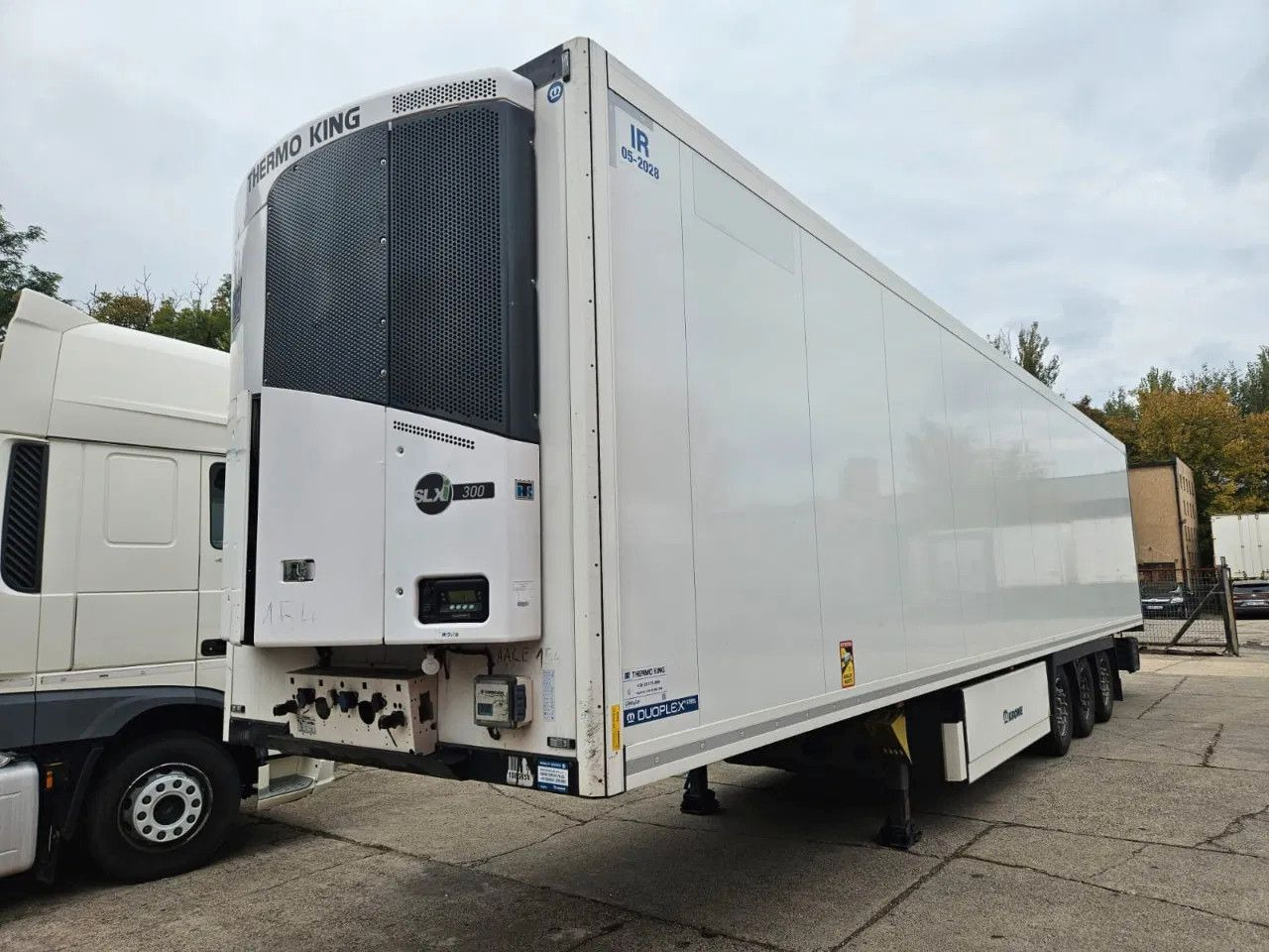Krone SD Thermo King SLX300i - Lifting axle A - Pallet - Refrigerator semi-trailer: picture 1 Krone SD Thermo King SLX300i - Lifting axle A - Pallet - Refrigerator semi-trailer: picture 1