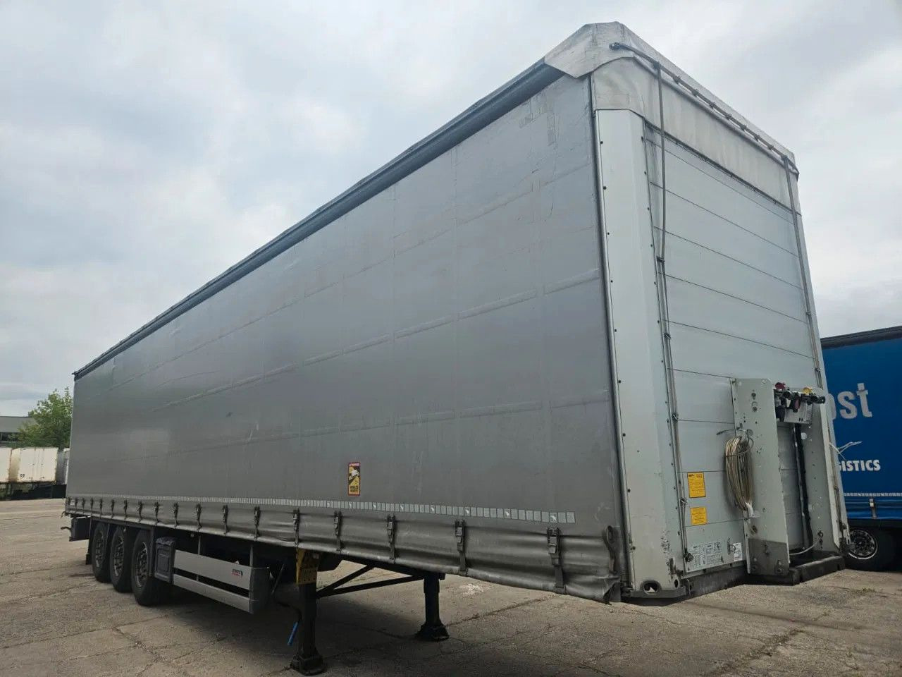 Schmitz Cargobull SCB S3T Standard 2 units! Lifting Axle A&C, XL C - Curtainsider semi-trailer: picture 1 Schmitz Cargobull SCB S3T Standard 2 units! Lifting Axle A&C, XL C - Curtainsider semi-trailer: picture 1
