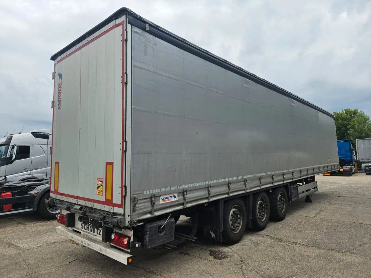 Schmitz Cargobull SCB S3T Standard 2 units! Lifting Axle A&C, XL C - Curtainsider semi-trailer: picture 4 Schmitz Cargobull SCB S3T Standard 2 units! Lifting Axle A&C, XL C - Curtainsider semi-trailer: picture 4