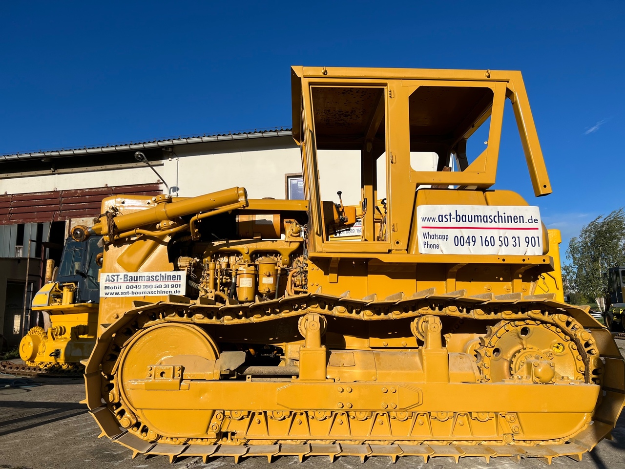 KOMATSU D65-E - Bulldozer: picture 5 KOMATSU D65-E - Bulldozer: picture 5
