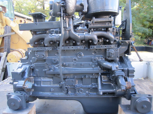 Komatsu Motor Typ S6D 125 E-2 für D65PX/ EX - Engine for Bulldozer: picture 4 Komatsu Motor Typ S6D 125 E-2 für D65PX/ EX - Engine for Bulldozer: picture 4