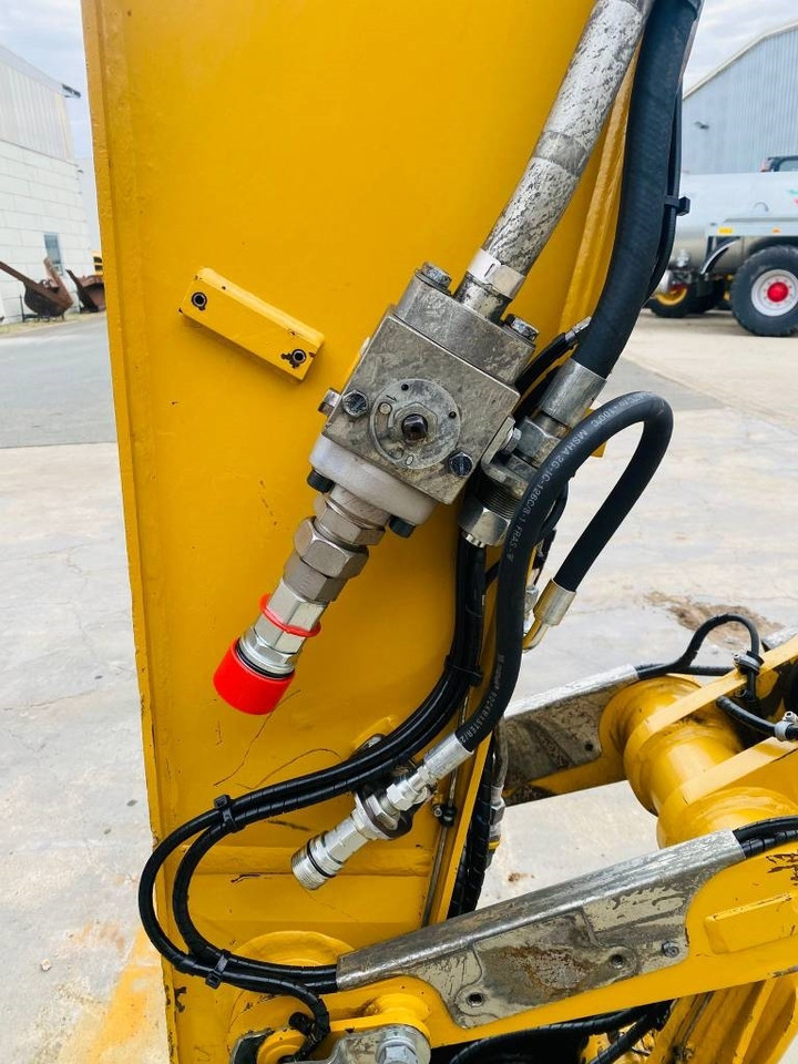 Wheel excavator CAT m317f: picture 12
