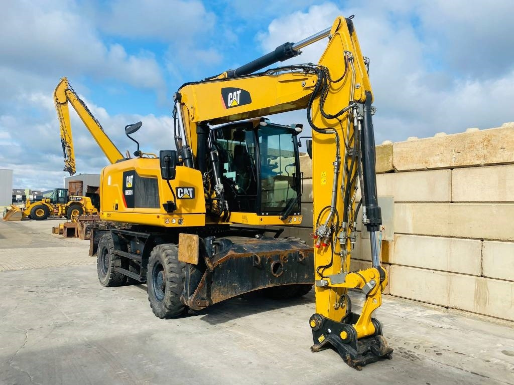 CAT mh3024 - Waste/ Industry handler: picture 3 CAT mh3024 - Waste/ Industry handler: picture 3