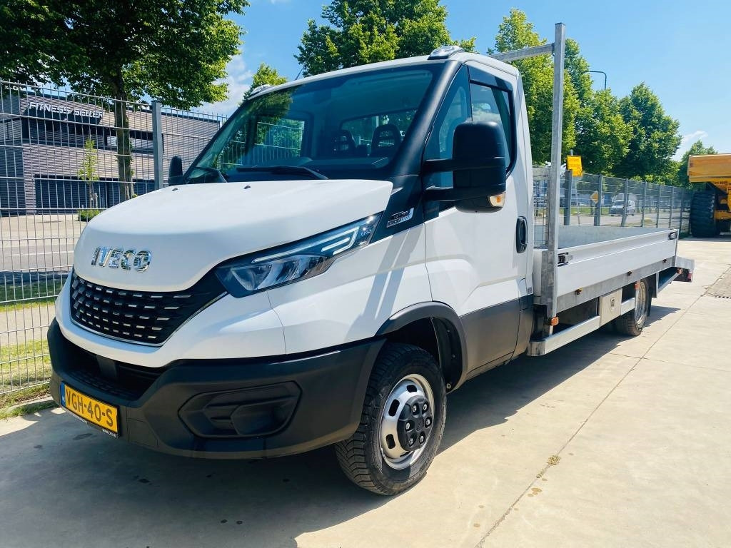 Iveco Daily 35 C18 - Box van: picture 3 Iveco Daily 35 C18 - Box van: picture 3