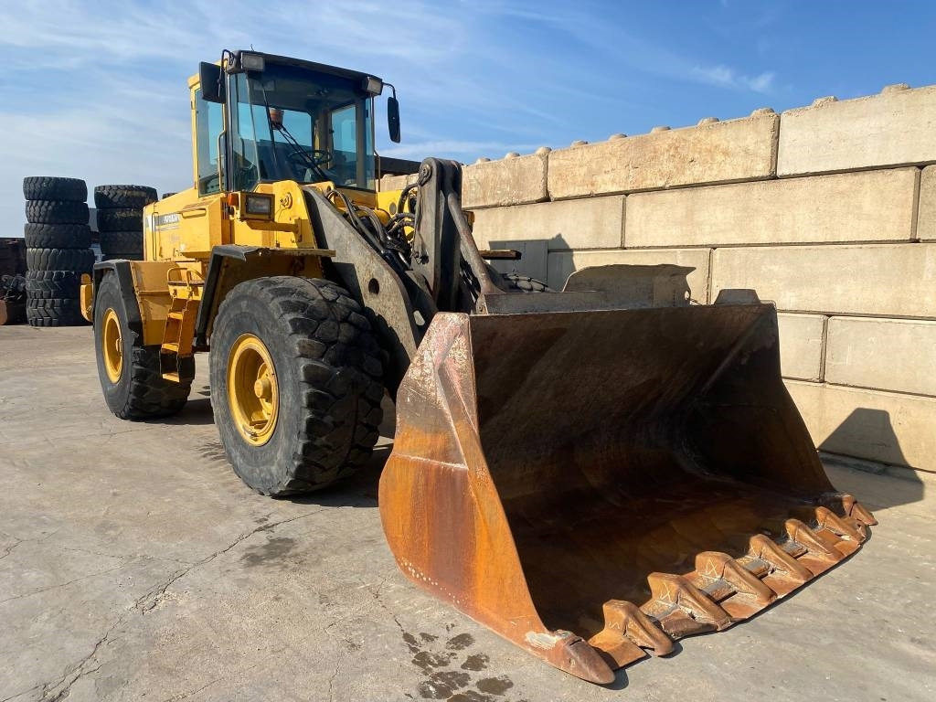 Volvo L 120 C - Wheel loader: picture 4 Volvo L 120 C - Wheel loader: picture 4
