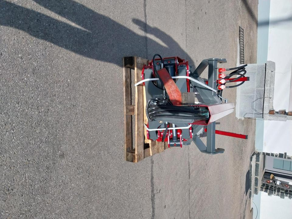 Rückezange Holzzange Kombi Aufnahme Euro u. 3 Punkt Verladezange - Grapple: picture 4 Rückezange Holzzange Kombi Aufnahme Euro u. 3 Punkt Verladezange - Grapple: picture 4