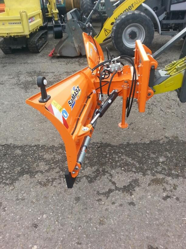 Schneeschild V 1,8m Samasz Schlepper Radlader Hoflader Frontlader - Snow plough: picture 4 Schneeschild V 1,8m Samasz Schlepper Radlader Hoflader Frontlader - Snow plough: picture 4