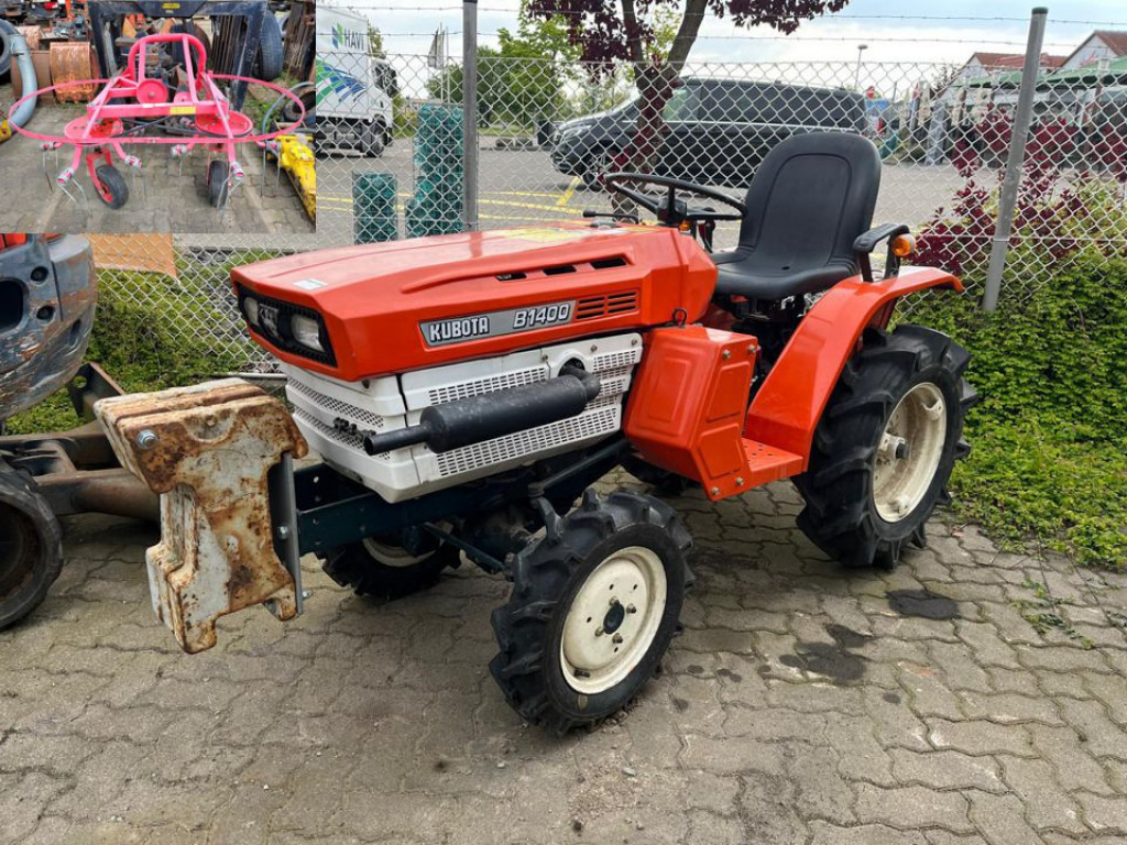 KUBOTA Trecker 1400 Diverse mit Zapfwelle am Heck und Heuwender - Compact tractor: picture 1 KUBOTA Trecker 1400 Diverse mit Zapfwelle am Heck und Heuwender - Compact tractor: picture 1