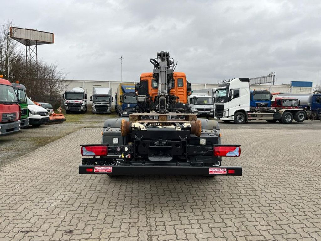 MAN TG-S 26.400 6x4H-2 BL Abrollkipper mit Kran Lift - Hook lift truck, Crane truck: picture 4 MAN TG-S 26.400 6x4H-2 BL Abrollkipper mit Kran Lift - Hook lift truck, Crane truck: picture 4