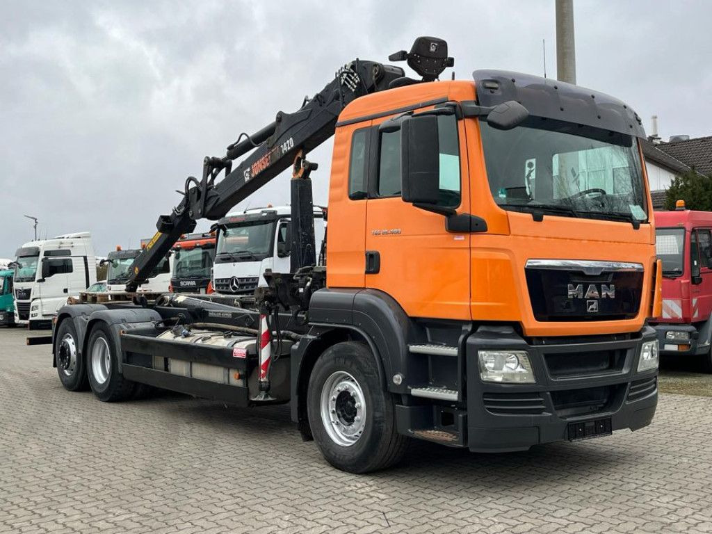 MAN TG-S 26.400 6x4H-2 BL Abrollkipper mit Kran Lift - Hook lift truck, Crane truck: picture 2 MAN TG-S 26.400 6x4H-2 BL Abrollkipper mit Kran Lift - Hook lift truck, Crane truck: picture 2