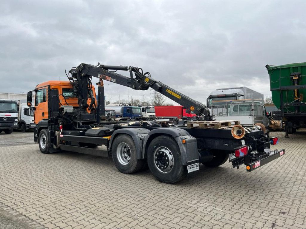 MAN TG-S 26.400 6x4H-2 BL Abrollkipper mit Kran Lift - Hook lift truck, Crane truck: picture 3 MAN TG-S 26.400 6x4H-2 BL Abrollkipper mit Kran Lift - Hook lift truck, Crane truck: picture 3