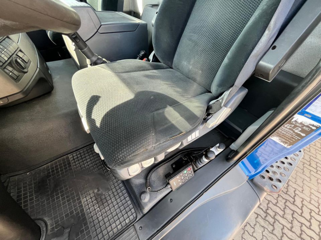 MAN TG-S 26.440 6x6 3-Achs Allradkipper Bordmatik Schalter - Tipper: picture 2 MAN TG-S 26.440 6x6 3-Achs Allradkipper Bordmatik Schalter - Tipper: picture 2