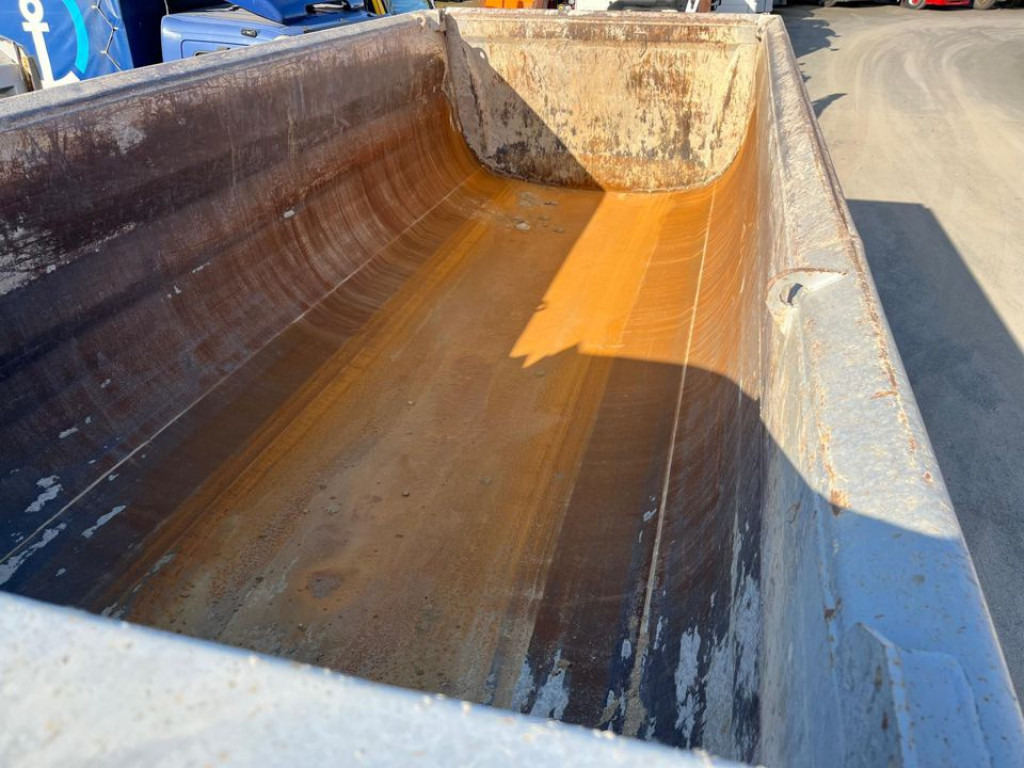 MAN TG-S 35.460 8x6 BB 4 Achs Muldenkipper Meiller 18m³ - Dumper: picture 4 MAN TG-S 35.460 8x6 BB 4 Achs Muldenkipper Meiller 18m³ - Dumper: picture 4