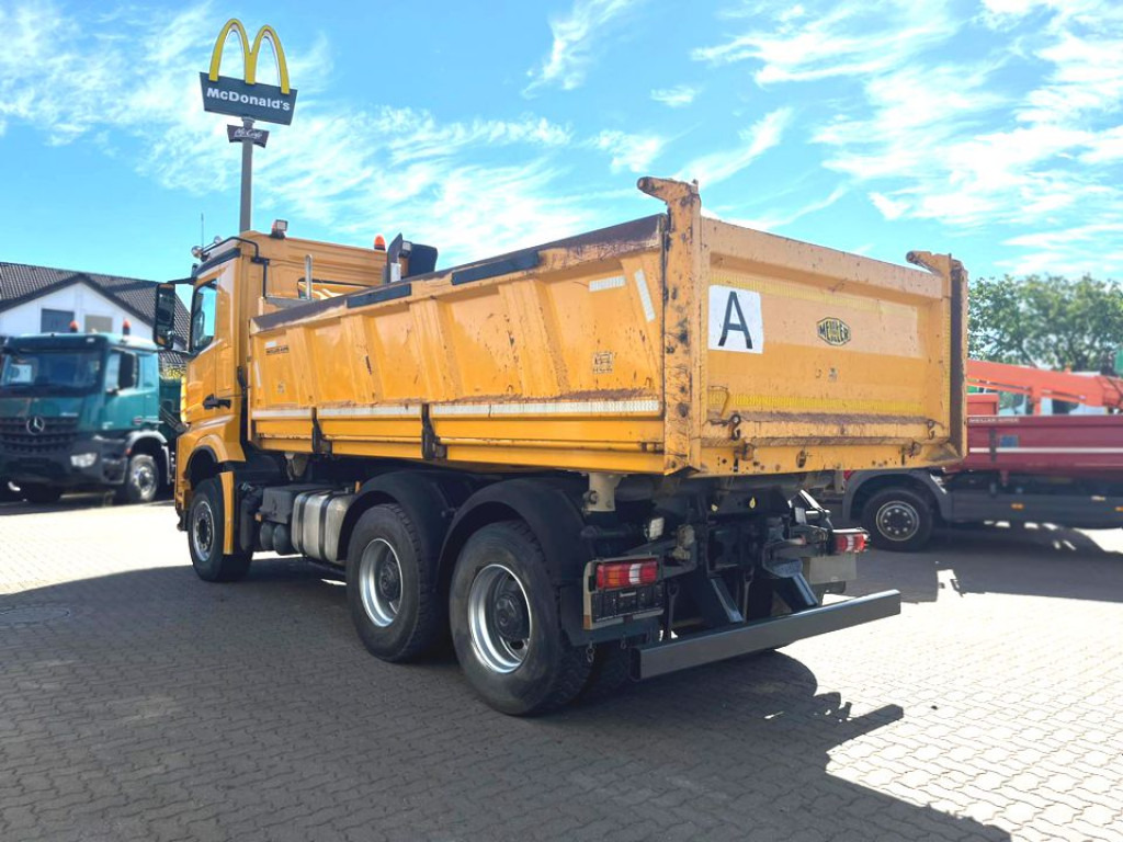 MERCEDES-BENZ Arocs 2663 6x4 3-Achs Kipper Meiller Bordmatik - Tipper: picture 4 MERCEDES-BENZ Arocs 2663 6x4 3-Achs Kipper Meiller Bordmatik - Tipper: picture 4