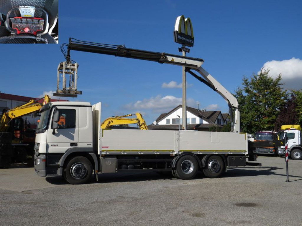Mercedes-Benz Actros 2541 L6x2 Pritsche Heckkran Funk - Dropside/ Flatbed truck, Crane truck: picture 2 Mercedes-Benz Actros 2541 L6x2 Pritsche Heckkran Funk - Dropside/ Flatbed truck, Crane truck: picture 2