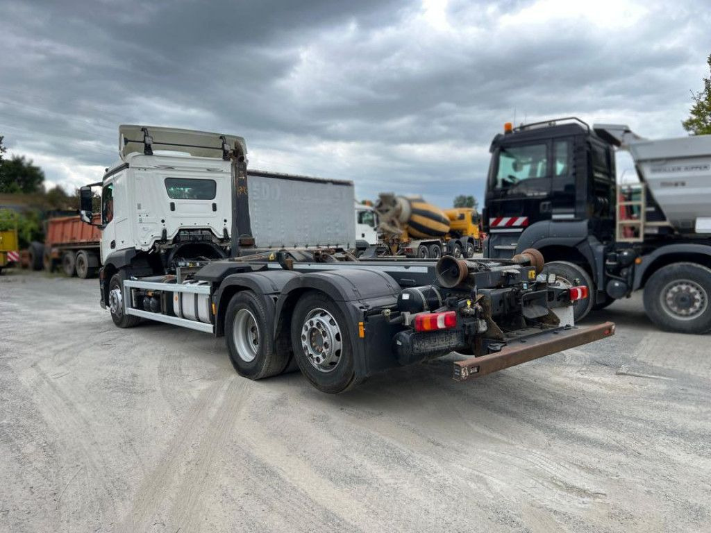 Mercedes-Benz Actros 2543 L 6x2 Abrollkipper MeillerLenk/Lift - Hook lift truck: picture 4 Mercedes-Benz Actros 2543 L 6x2 Abrollkipper MeillerLenk/Lift - Hook lift truck: picture 4