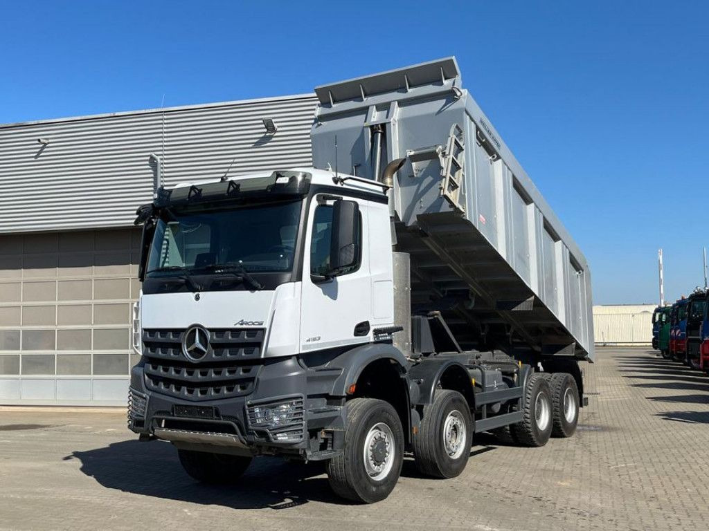 Mercedes-Benz Arocs 4153 8x6 4 Achs Muldenkipper Meiller - Tipper: picture 1 Mercedes-Benz Arocs 4153 8x6 4 Achs Muldenkipper Meiller - Tipper: picture 1