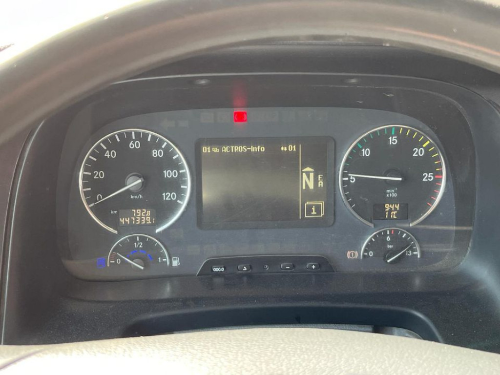 Tractor unit MERCEDES-BENZ Actros 1841 LS SZM: picture 6