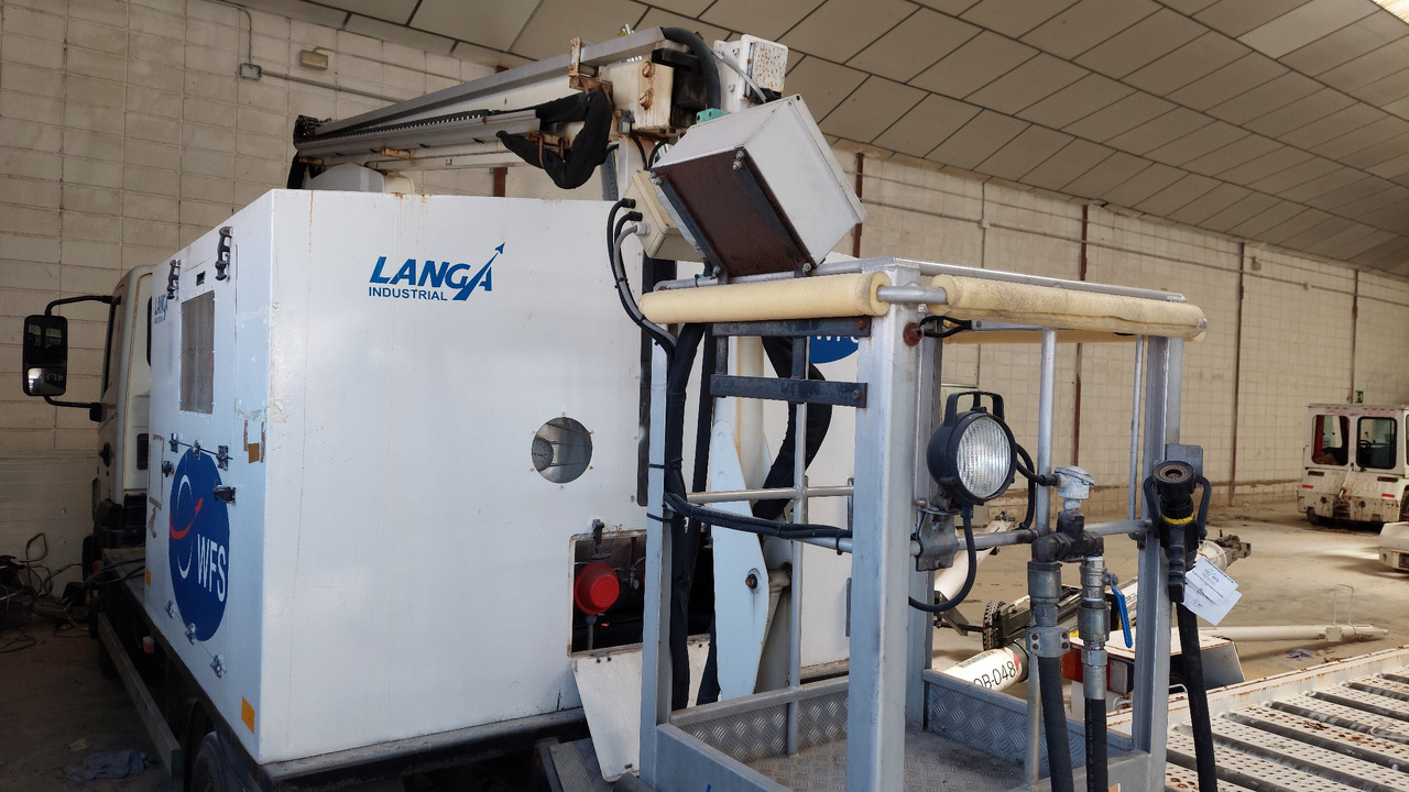 CDII/1000/GT12 Langa deicer - Aircraft deicer: picture 4 CDII/1000/GT12 Langa deicer - Aircraft deicer: picture 4