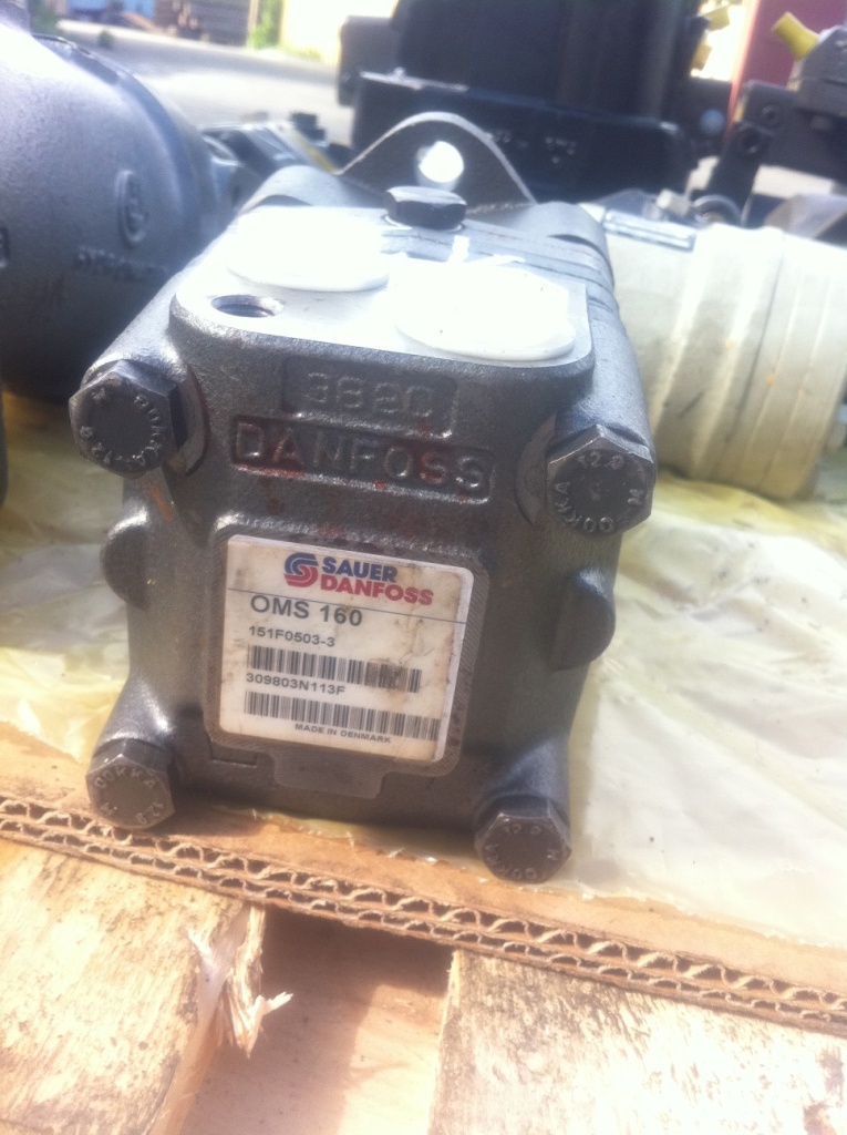 DANFOSS OMS160 151F0503-3309803N113F - Hydraulic motor for Construction machinery: picture 2 DANFOSS OMS160 151F0503-3309803N113F - Hydraulic motor for Construction machinery: picture 2