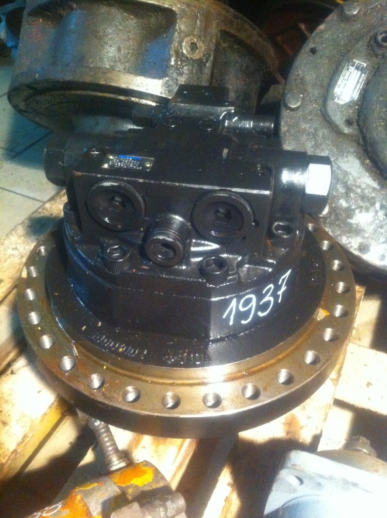 HITACHI 804D-02MSP05100A GM38B-KBLK A10B00292 - Hydraulic motor for Construction machinery: picture 1 HITACHI 804D-02MSP05100A GM38B-KBLK A10B00292 - Hydraulic motor for Construction machinery: picture 1